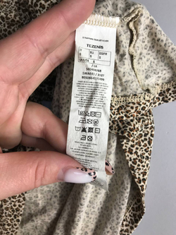 Платье Tezenis в анималистическом стиле, маркировка S, визуально на 44 размер