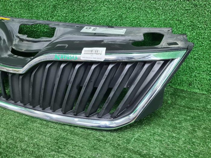 Решетка радиатора Skoda Rapid 1 (2012-2020)