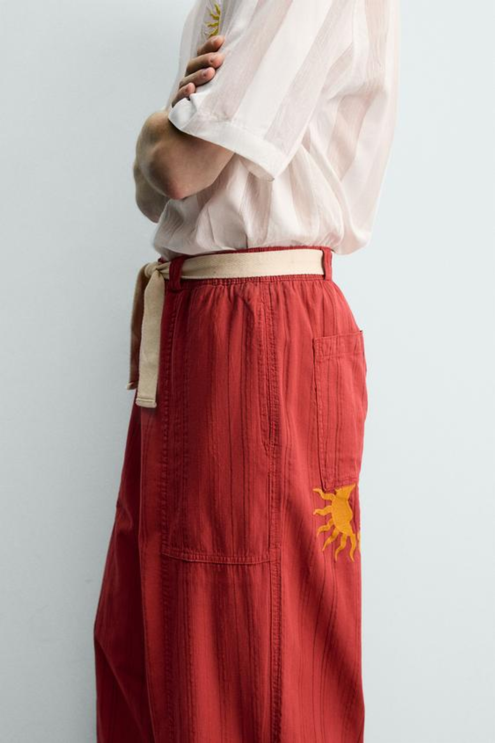ZARA БРЮКИ RELAXED FIT В ПОЛОСКУ, КРАСНЫЙ