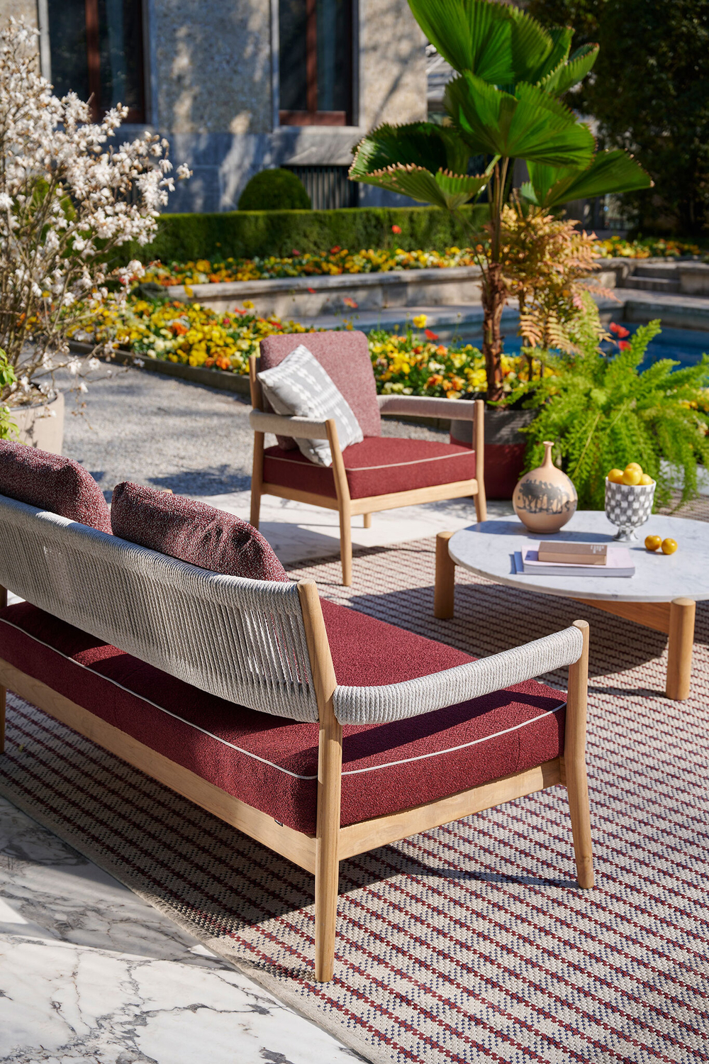 Диван Cassina DINE OUT