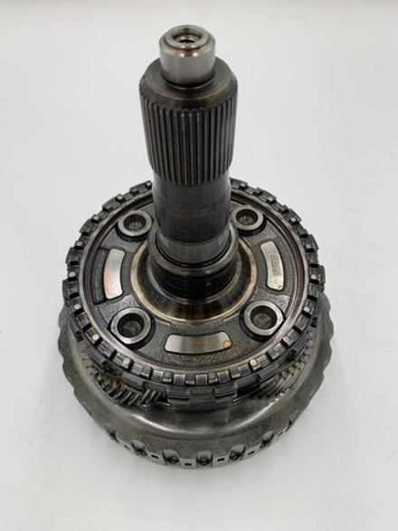 Задняя планетарная передача No.4 в сборе c выходным валом ZF 8HP70 2WD (общая высота 224 mm, 4 сателлита, 43 шлица, диаметр шлицевой части 34.70 mm)