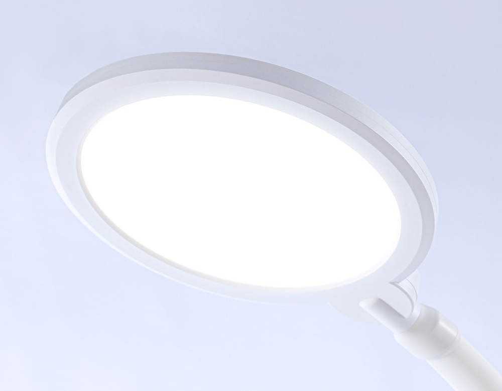 TR97701 WH белый LED 18W 3000K-6400K 170*230*1650 (ПДУ ИК)
