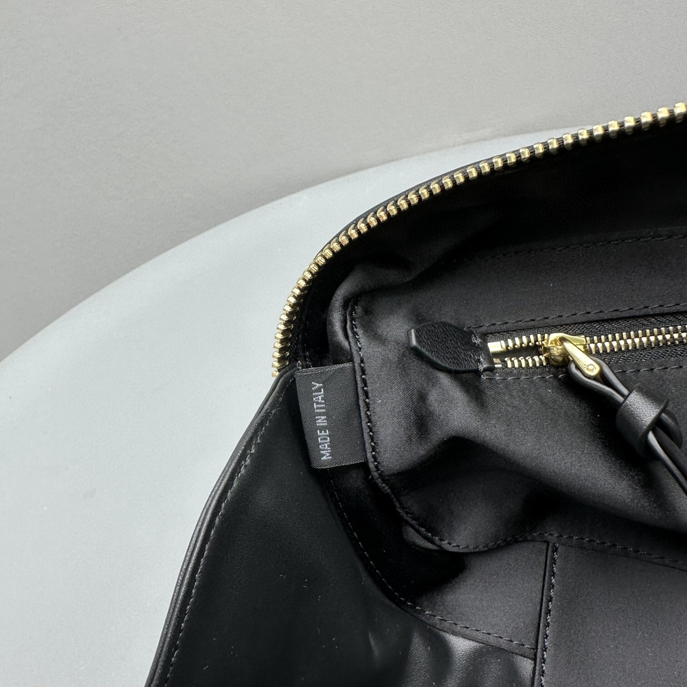 Miu Miu Arcadie Leather Bag 27 cm