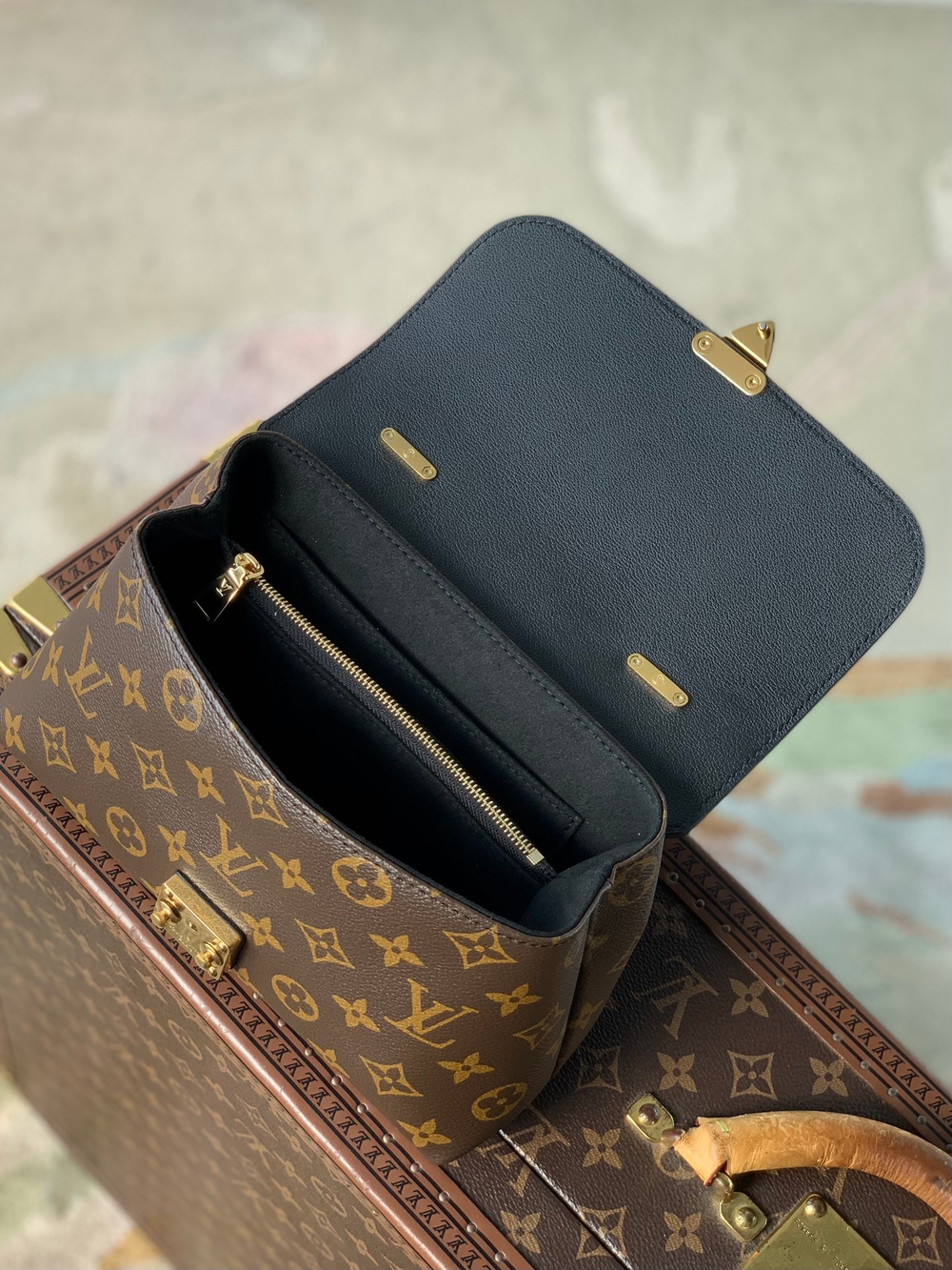 Louis Vuitton Madeleine BB