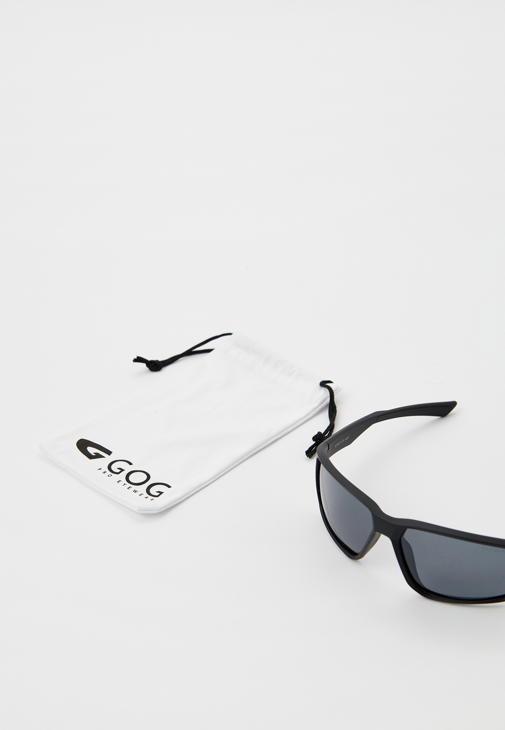 Спортивные очки GOG Paramito / Matt Black / Polarized Flash Lens