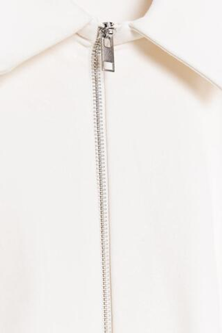 ZARA БОМБЕР ИЗ МЯГКОЙ ТКАНИ СО СКЛАДКАМИ, ЭКРЮ