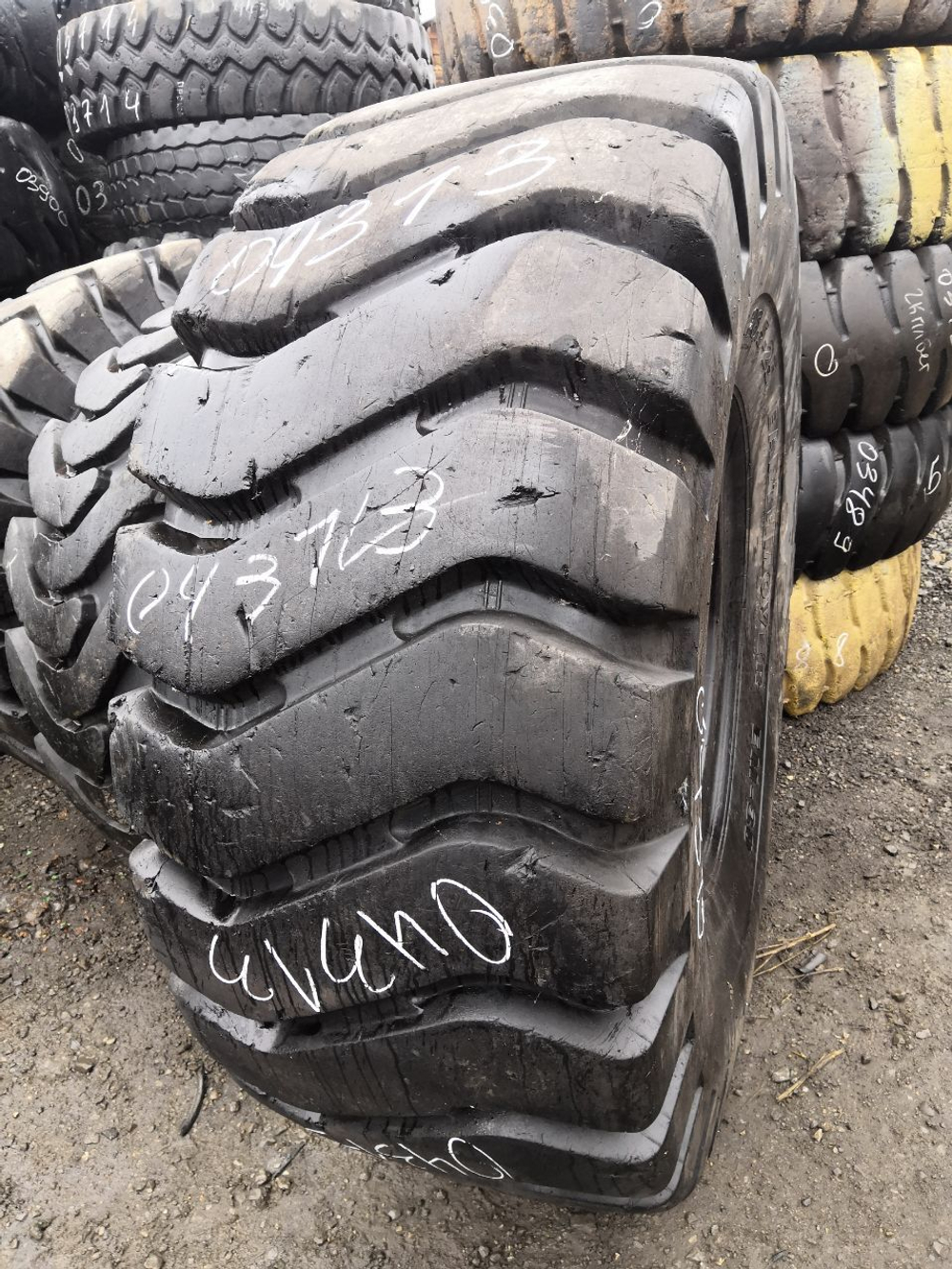 26.5-25 Mitas EM-30 шина б/у