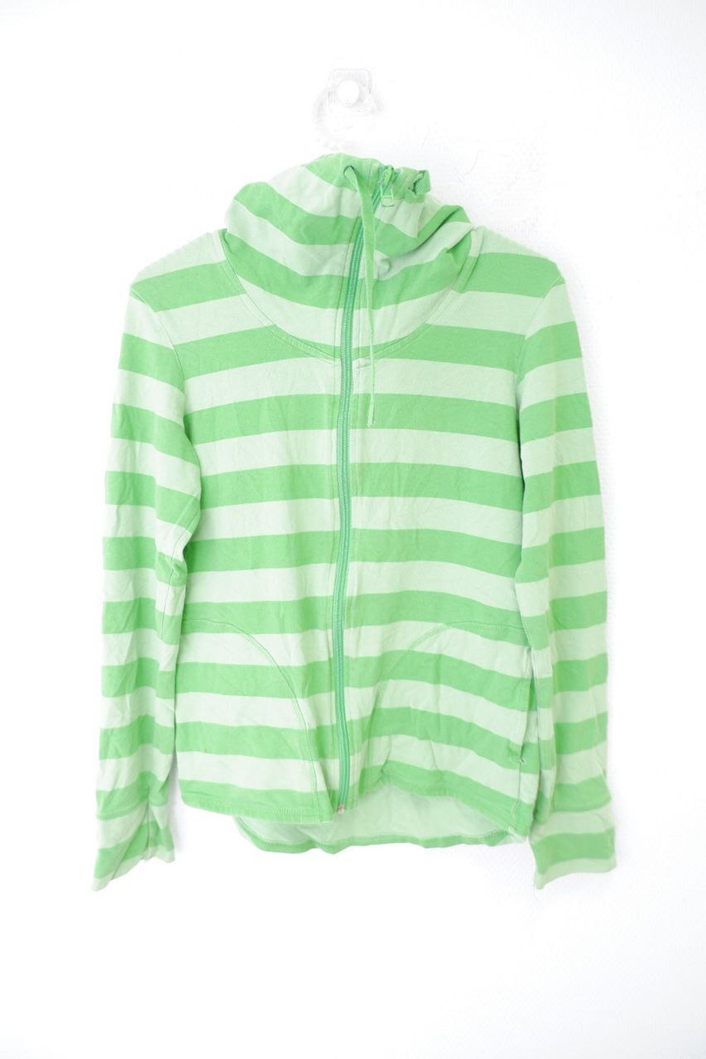 Джемпер красивый в полоску на 10-11 лет