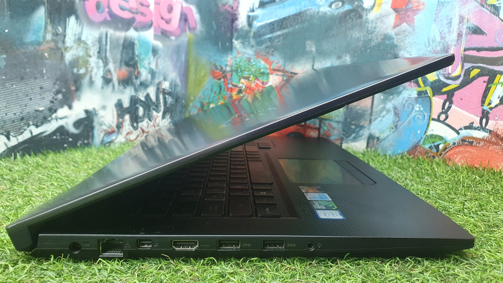 Игровой 17.3" ASUS i7-8/32 Gb/GTX 1070 8GB/144Hz
