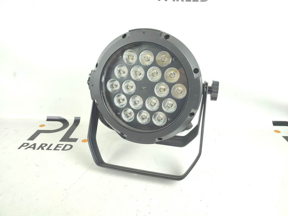 Прожектор Led flat par 18*18w RGBWA+UV ip65