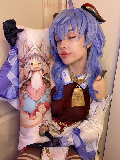 Мини дакимакура Наначи из Созданный в Бездне арт. M0874, 60х20 см