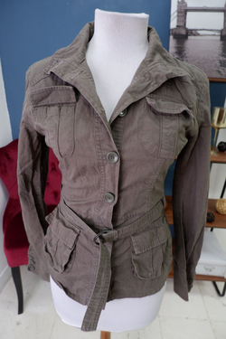 Куртка Hanaka летняя 42 размер