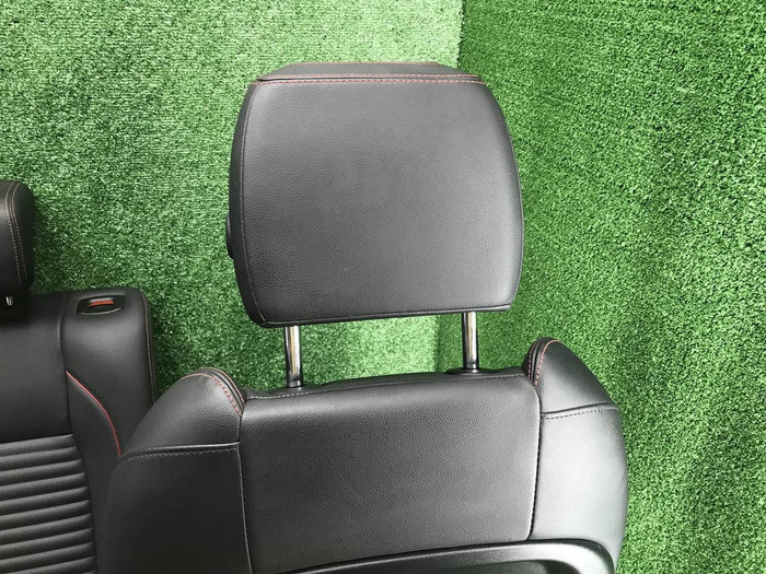 Сиденье Комплект сидений LR Discovery Sport 19-нв