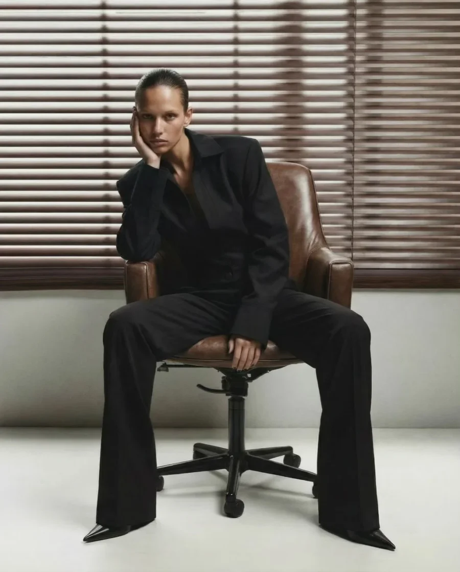 Бомбер, Черный