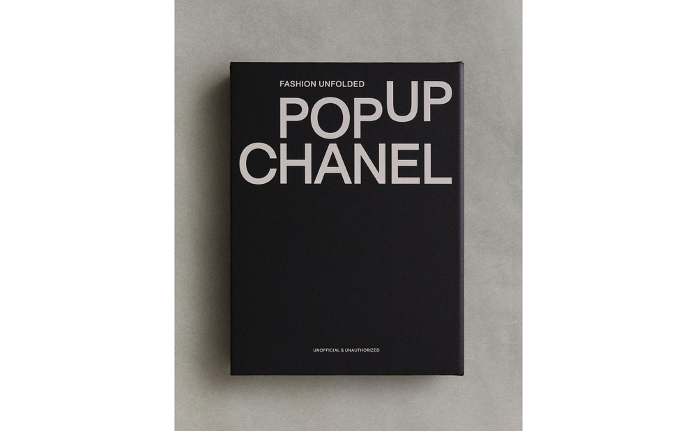 Fashion Unfolded. Книга-раскладка pop-up о моде (на английском языке)