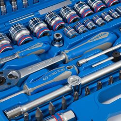 KING TONY (7582MR) Набор инструментов универсальный, 83 предмета