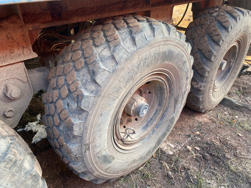 УралСпецТранс 9465* Полуприцеп бортовой 946518-A1-03