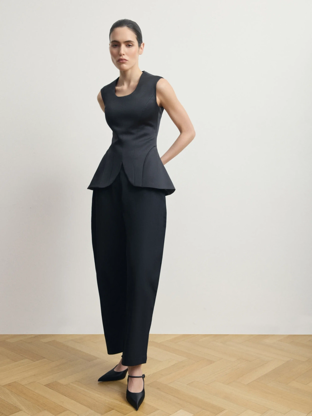 Черный корсетный топ из атласа "Muse Blanc"