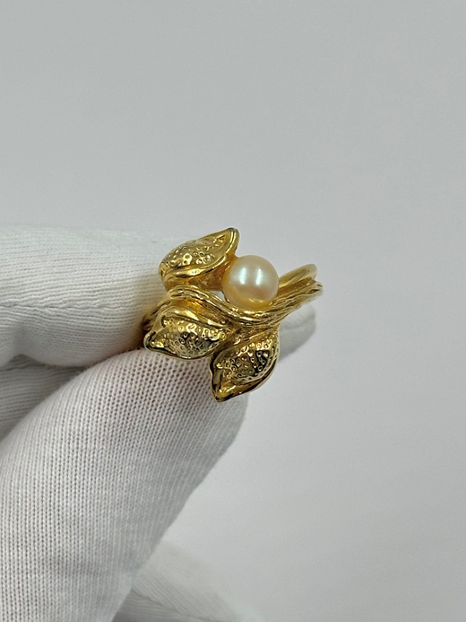 Кольцо с «жемчугом»