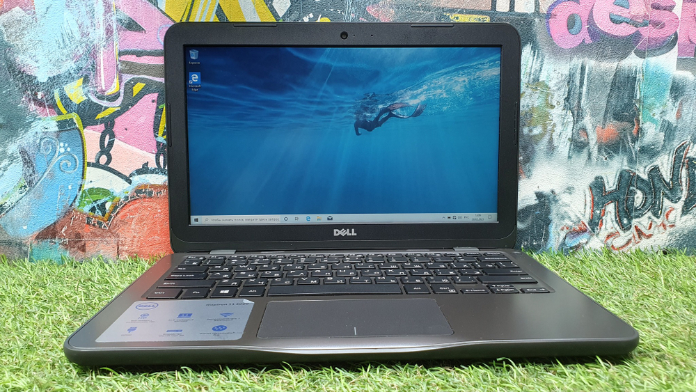 Ноутбук DELL Inspiron 3180, 11.6", AMD A6 9220e 1.6ГГц, 4ГБ, 32ГБ eMMC, AMD Radeon R4, 3180-7680