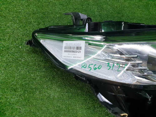 Битая Фара правая Toyota Camry xv70 (2020-н.в.) LED