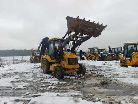 BIZON 777 Экскаватор-погрузчик 777 (Дизельный, 4,4 л, 102 л.с., МТ)