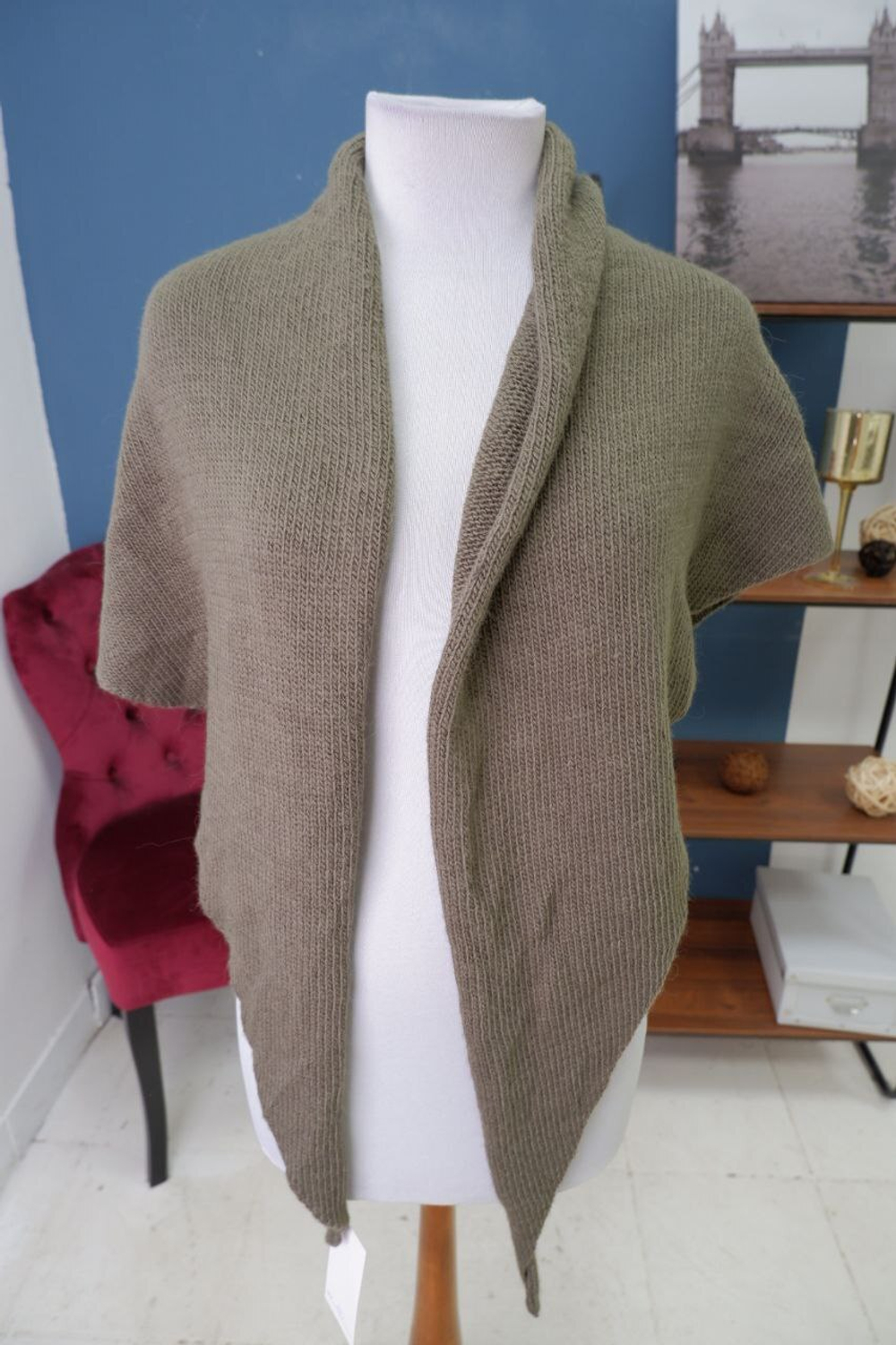 Палантин коричневый теплый