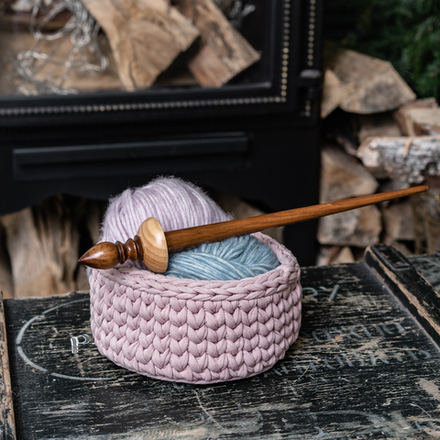 Тибетское опорное веретено из дерева сибирский кедр. Art of Siberia. B27