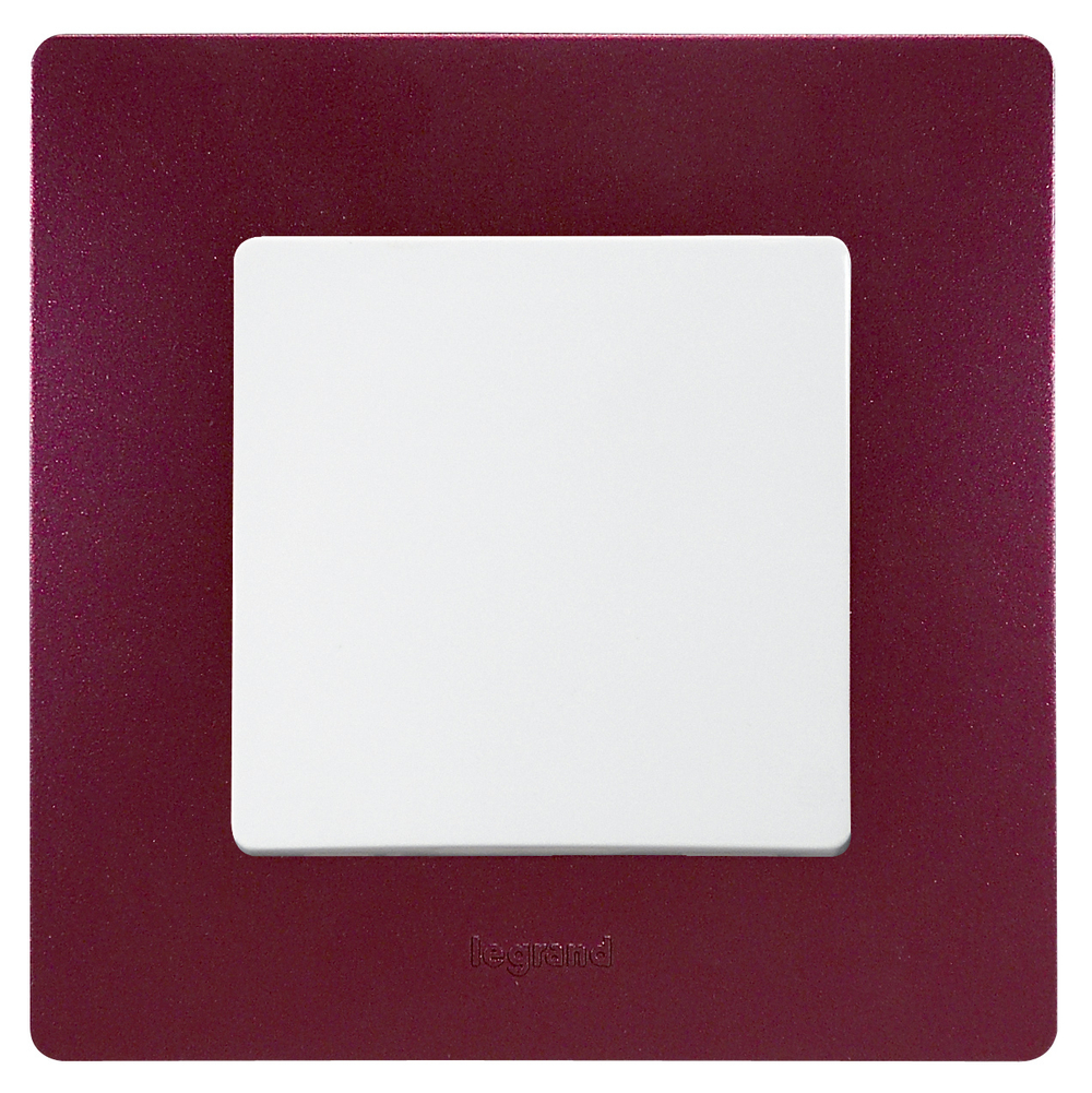 Выключатель 1-клавишный 10А 250В белый ETIKA Legrand