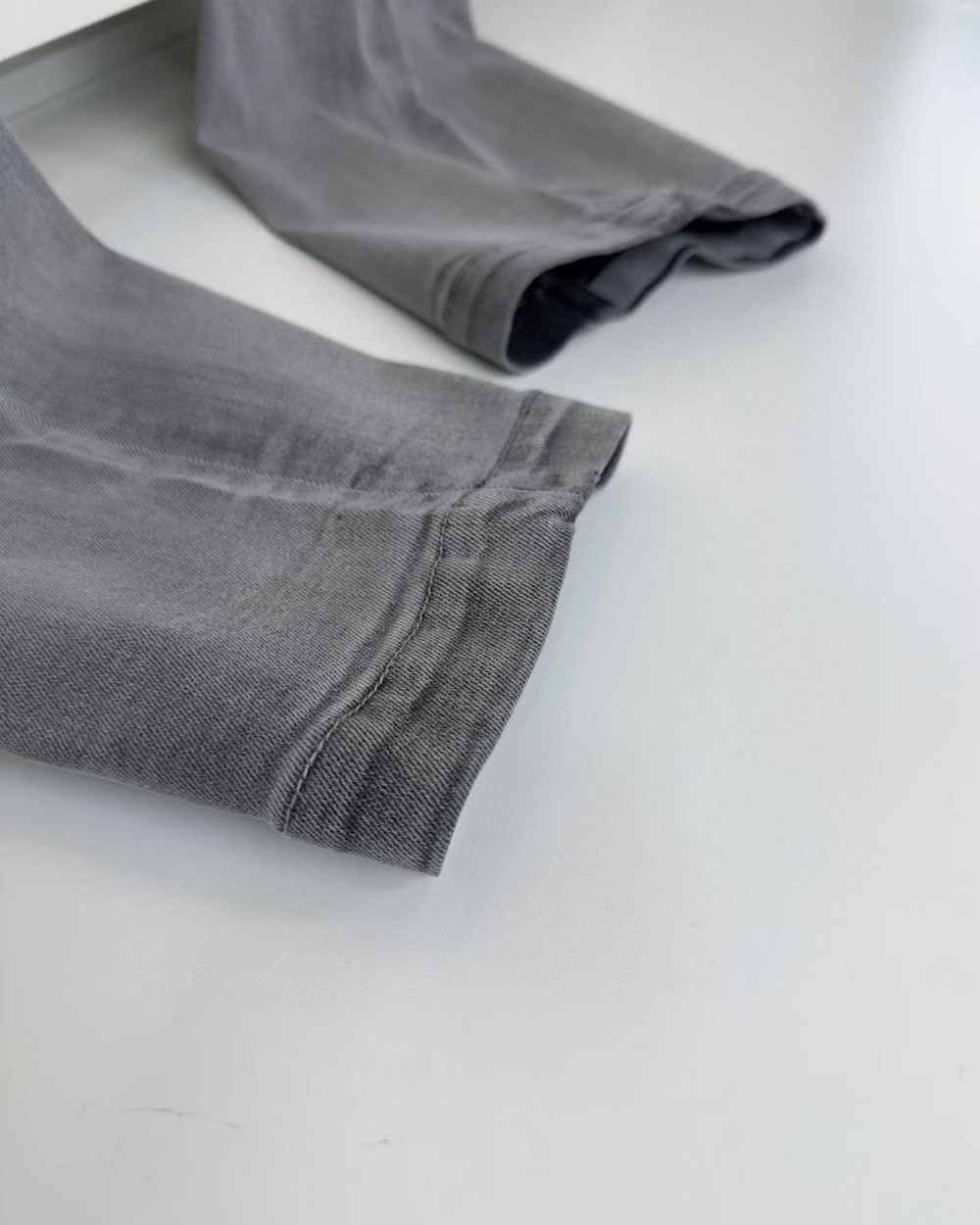 Джинсы Kiton