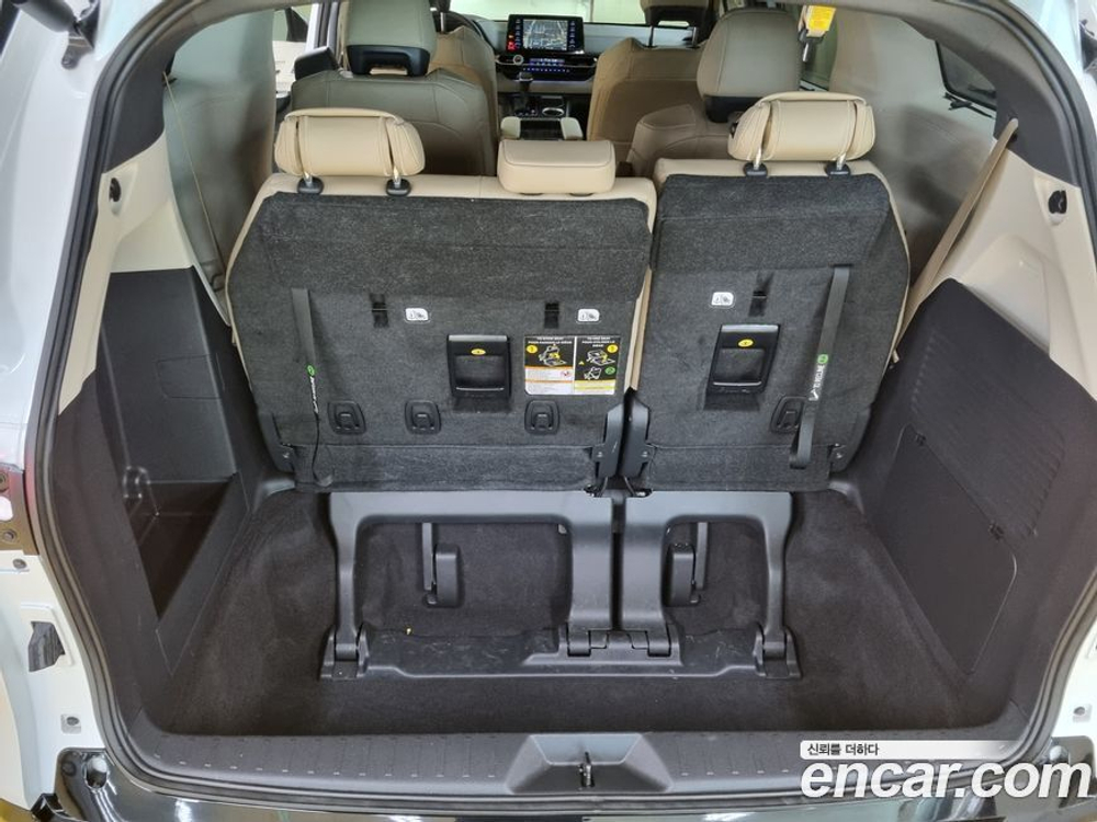 Toyota Sienna 4 Generation 2.5 Hybrid AWD (03.2023)