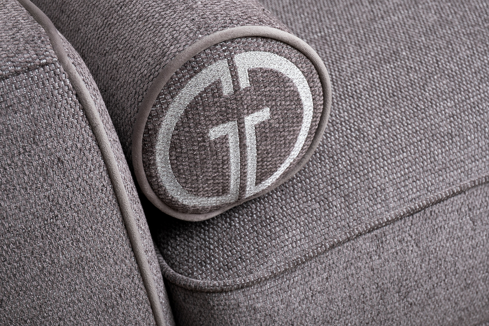 Диван шенилловый Garda Decor Madrid Memory трехместный коричневый с кантом