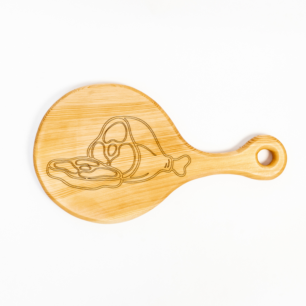 Разделочная деревянная доска из древесины сибирского кедра для мяса с гравировкой RD41