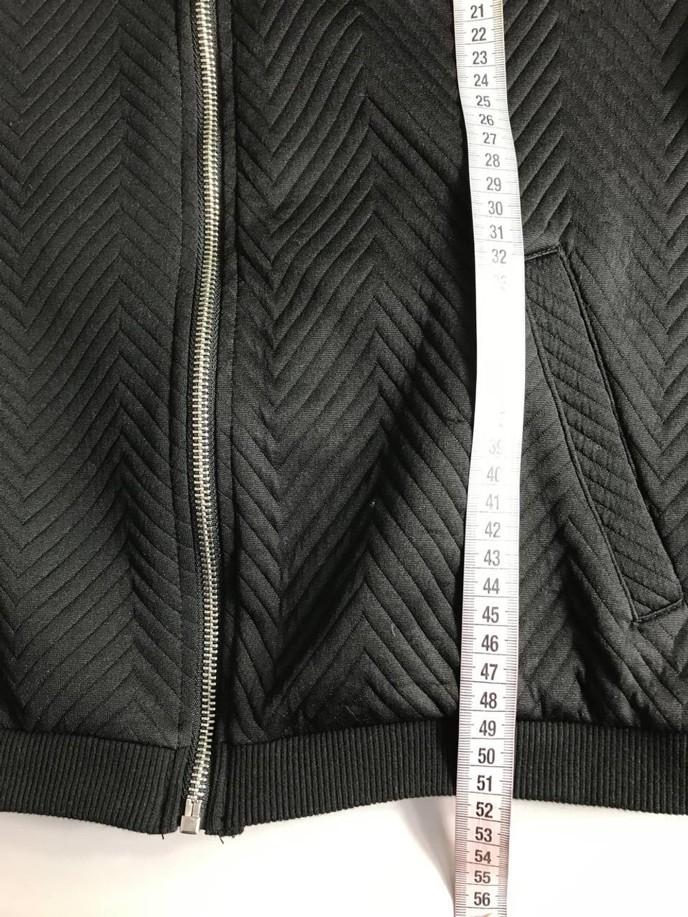 Бомбер Gloria Jeans на молнии с веселой надписью на спине 46 размер