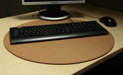 коврик на стол круглый кожа