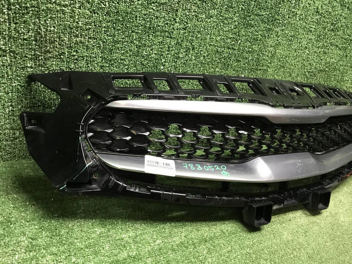 Решетка радиатора Kia XCeed (2019-2023)