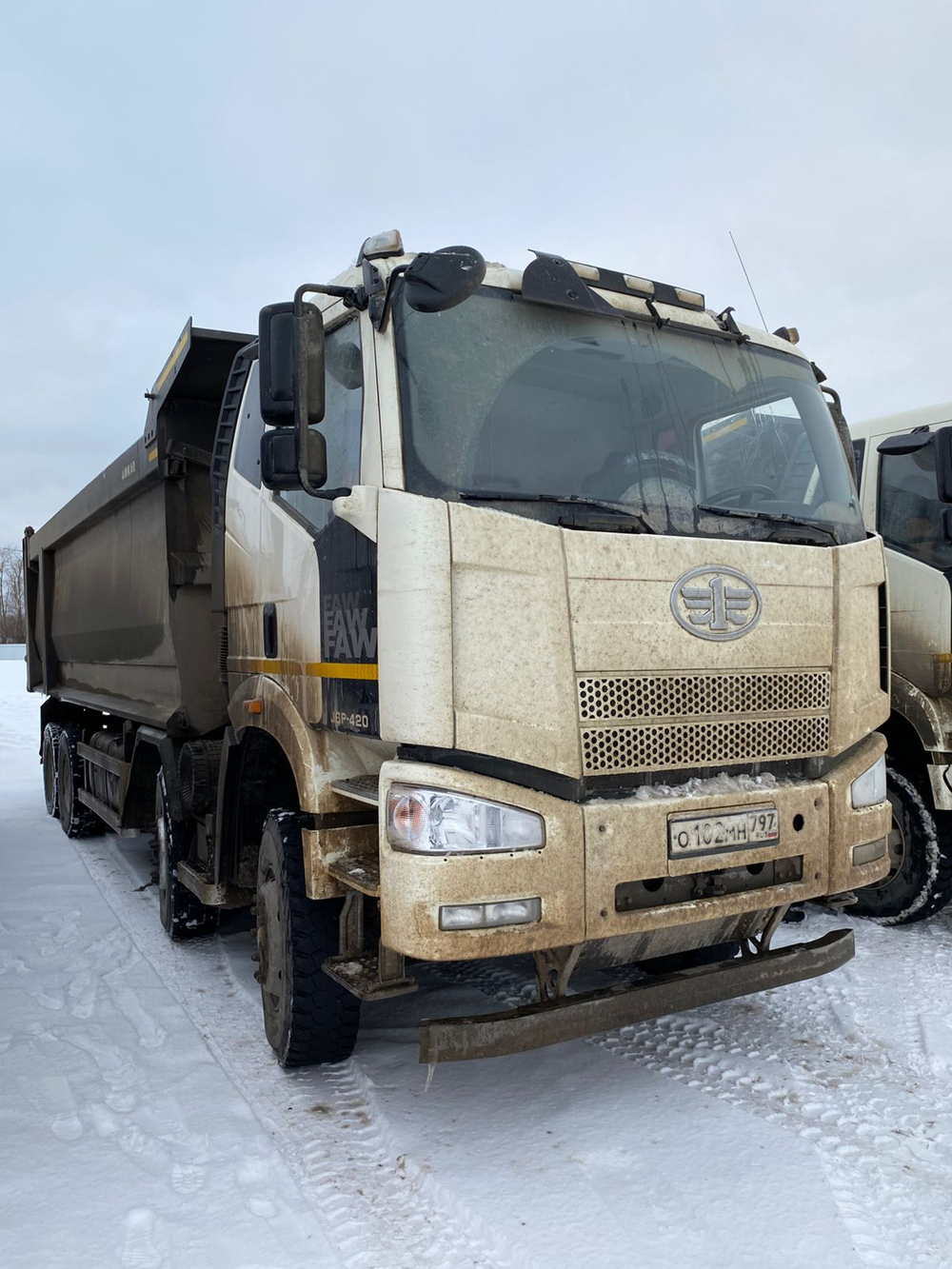 Автомастер 6589* на шасси FAW CA 3310 8x4 Самосвал 658983-01 (Дизельный, 11,1 л, 420 л.с, МТ)