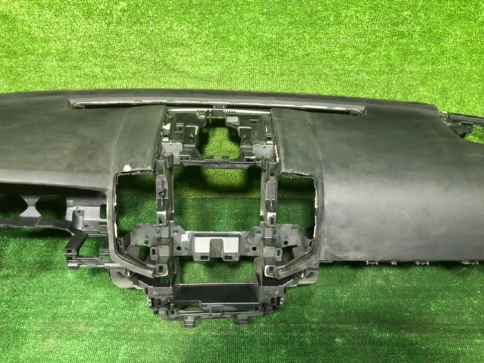 Торпедо Toyota Land Cruiser 200 (2015-2021)