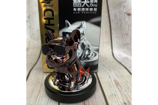 Ароматизатор-игрушка -на торпеду- Собачка Бульдог -(сух)- YC-15BL черный