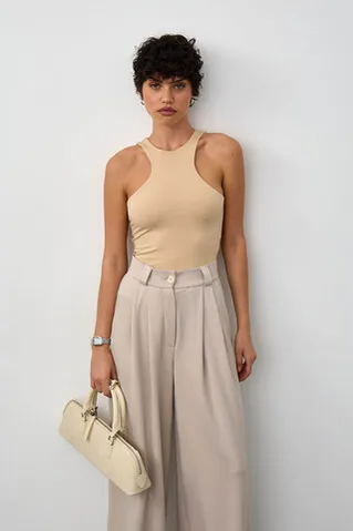 Майка из хлопка цвета беж