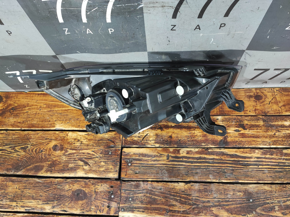 Фара левая LADA Granta 18-нв Б/У Оригинал 8450100857