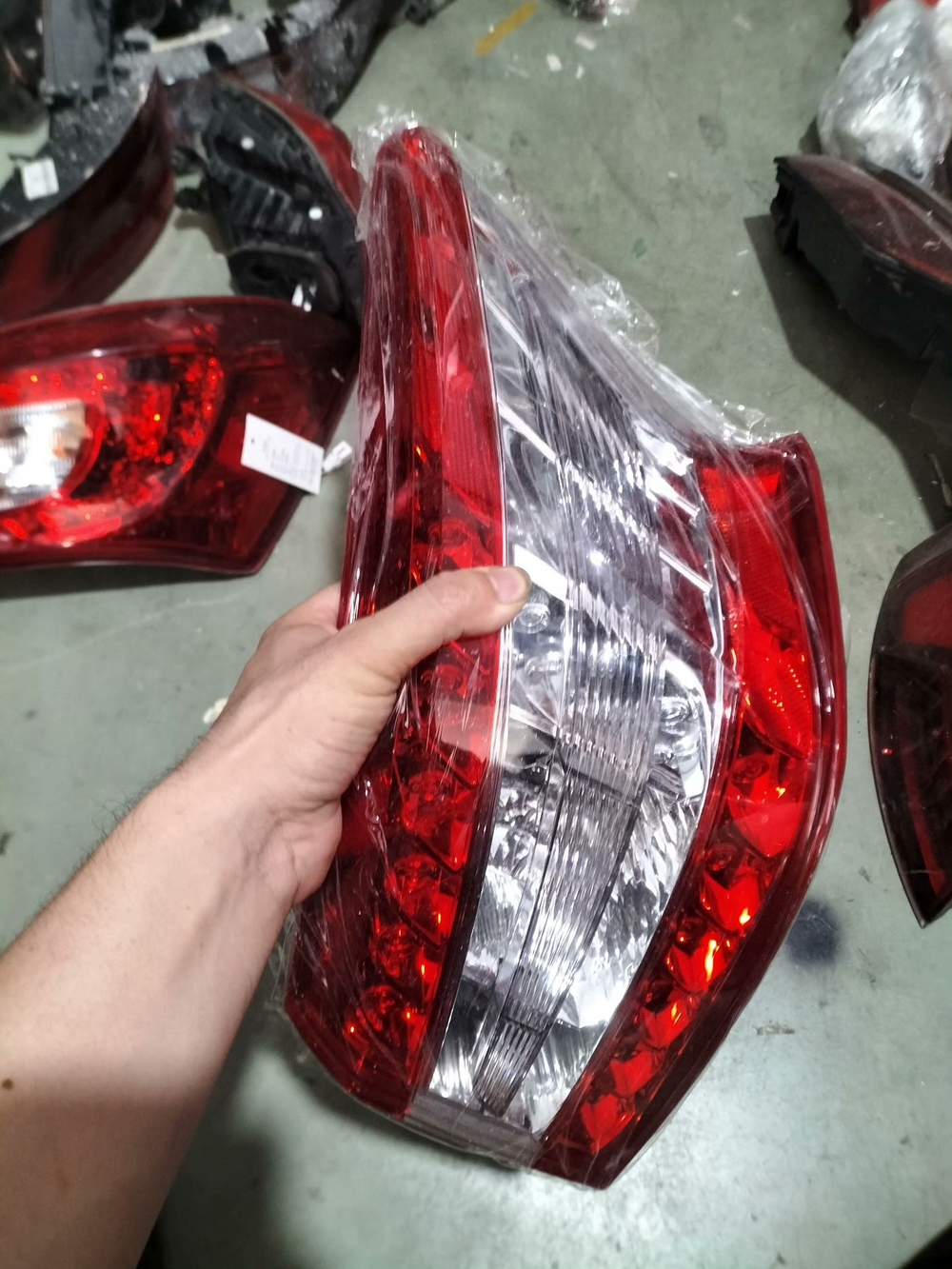 Задний левый фонарь в сборе для Nissan Sylphy 2012-2014
