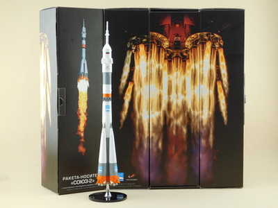 Модель Ракета-Носитель Союз Пилотируемый (М1:144)