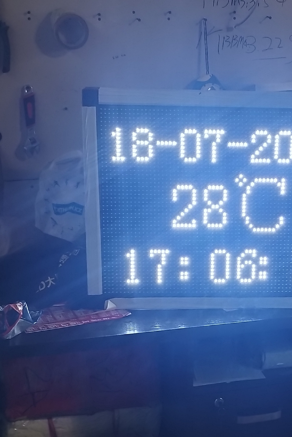 Бегущая строка Р10 белый цвет