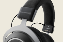 Наушники Beyerdynamic Amiron Wireless, черный