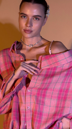 Рубашка в клетку оттенок малиновый сорбет осень 2025