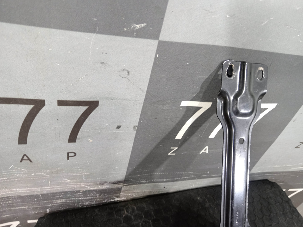 Кронштейн замка капота Haval Jolion 21-нв Б/У Оригинал 8402100XGW02A