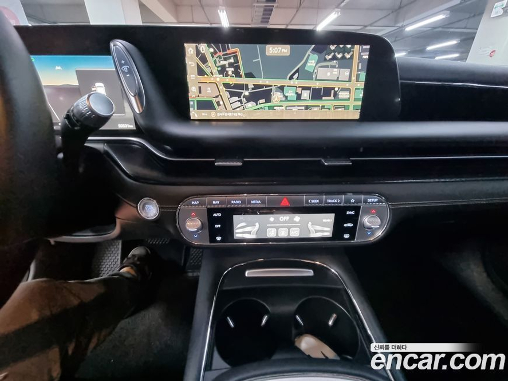 Genesis G90 (RS4) Бензин 3.5 Turbo 2WD (03.2022)