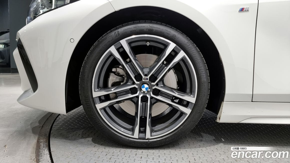 BMW 1 Series (F40) 120i M Sports (09.2023)