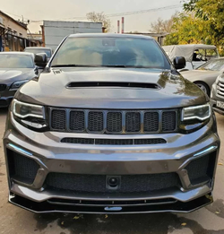Передний бампер Jeep Grand Cherokee SRT8